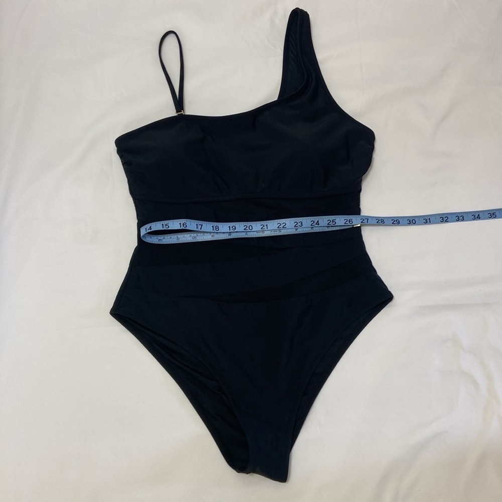 Blooming Jelly Woman’s One Piece Bath Suit. Size-Large. - Picture 5 of 9
